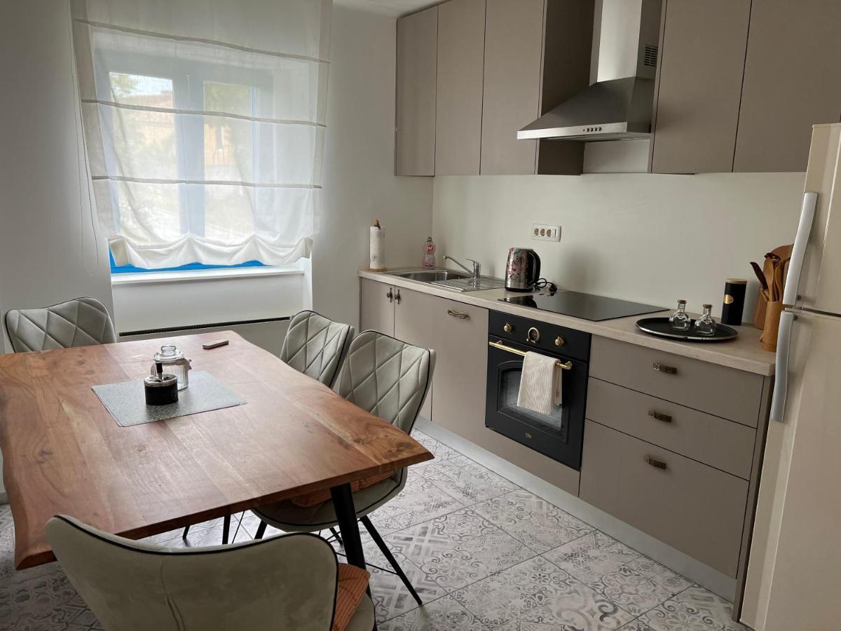Doneto, Apartment In Private House غييكا المظهر الخارجي الصورة